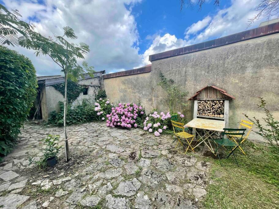La Casa Del Papa - Maison Spacieuse Avec Jardin Dole Buitenkant foto